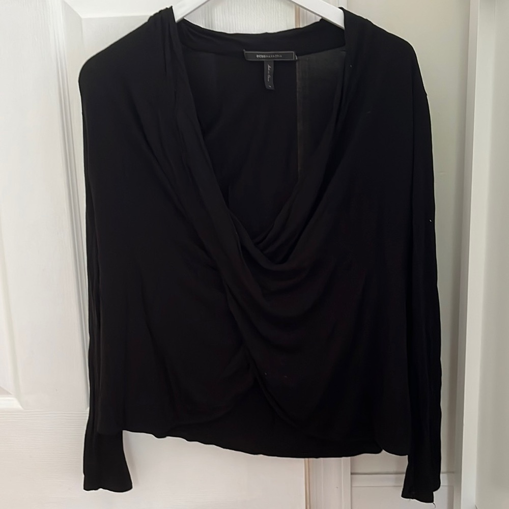 BCBG low cut top